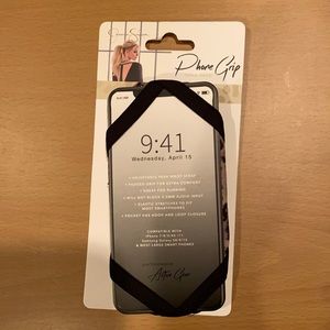 Jessica Simpson Phone Grip Hand Band Cheetah